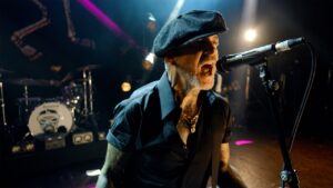 Born To Kill lyrics by Social Distortion